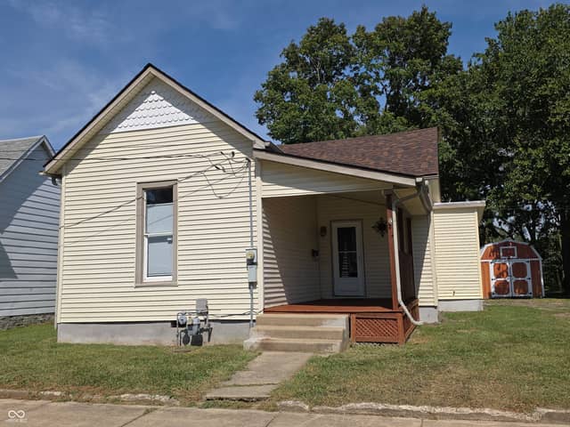 324 W Locust Street, Shelbyville, IN 46176, photo 2 of 46