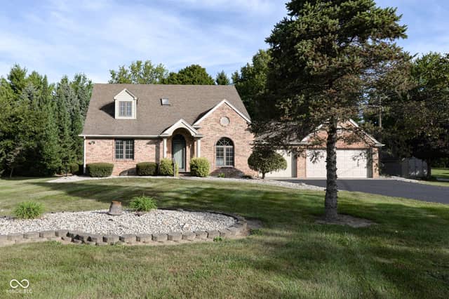 12066 N 125 W, Alexandria, IN 46001, photo 2 of 34