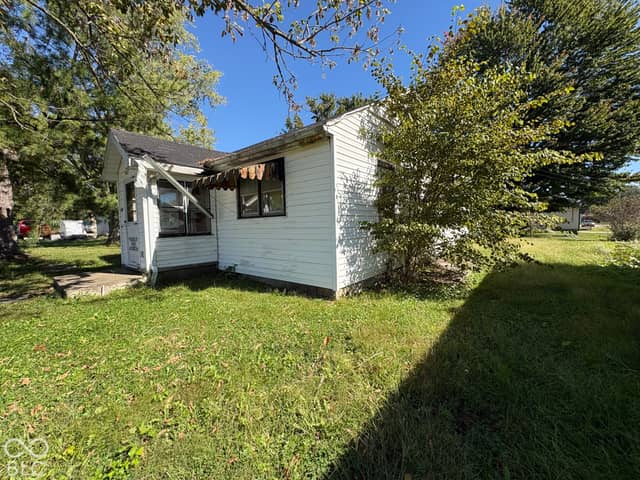 605 Outline, Clay City, IN 47841, photo 3 of 7