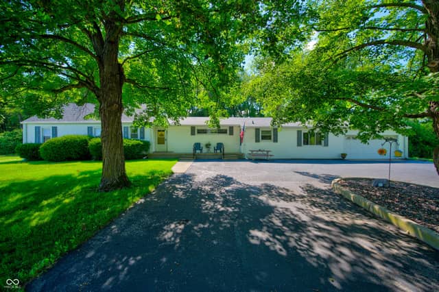 3650 N Marr Road, Columbus, IN 47203, photo 5 of 66