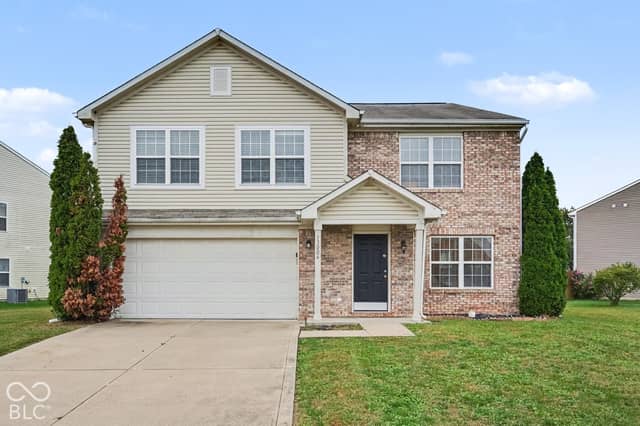 13006 Quarterback Lane, Fishers, IN 46037, photo 2 of 16