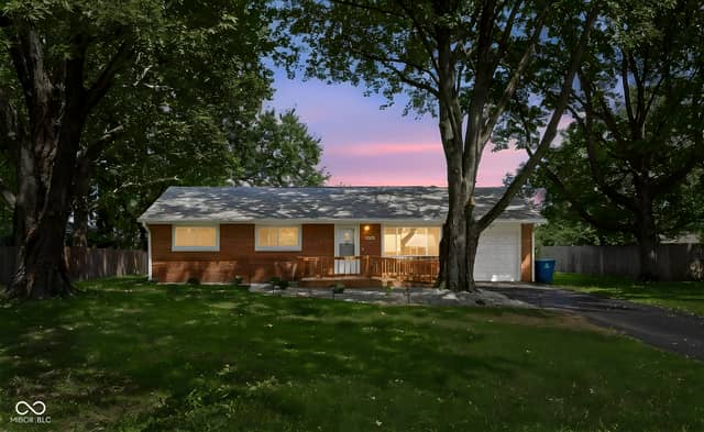 10735 Vali Drive, Carmel, IN 46280, photo 2 of 37