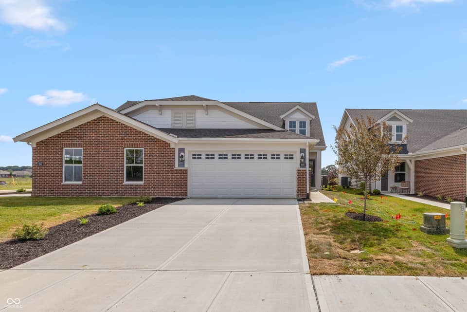 869 Rosebud Lane, Greenfield, IN 46140, photo 1 of 34