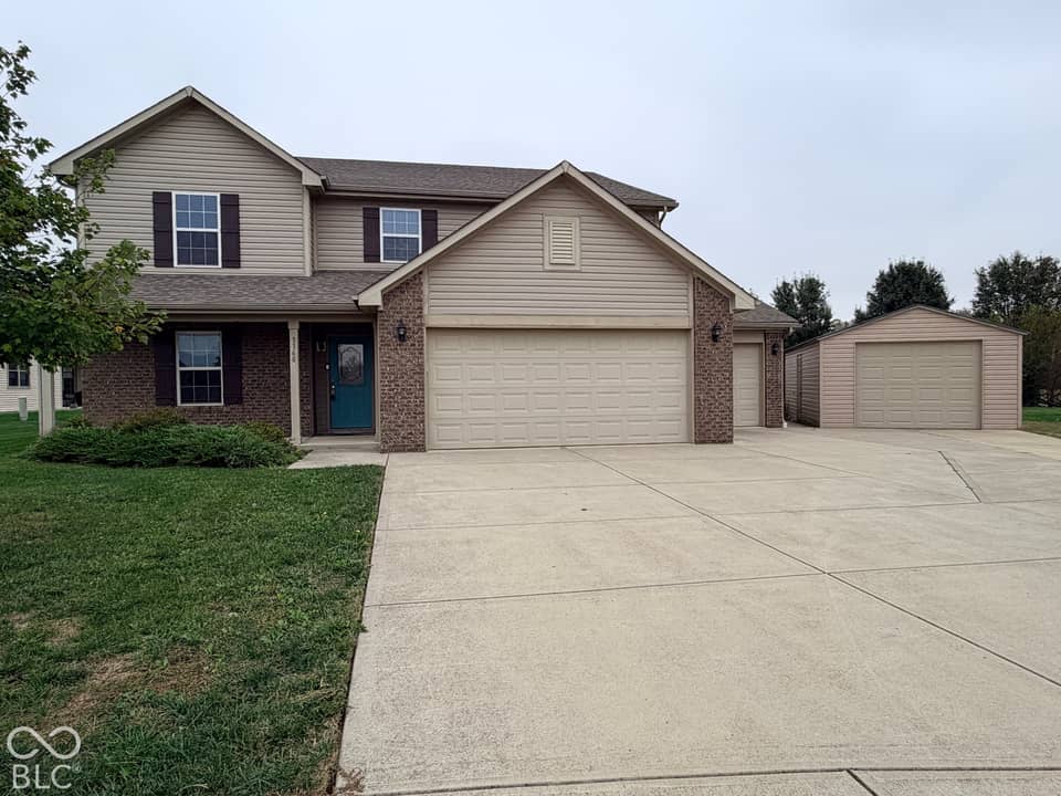 3368 Clairmont Court, Columbus, IN 47203, photo 1 of 65