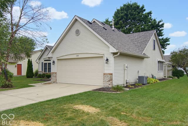 1242 Magnolia Drive, Greenfield, IN 46140, photo 4 of 28