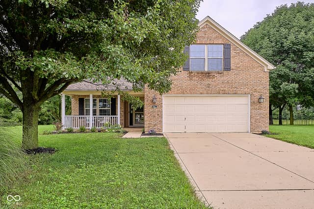 1563 Dale Court, Greenfield, IN 46140, photo 2 of 34