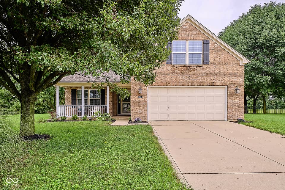 1563 Dale Court, Greenfield, IN 46140, photo 1 of 34