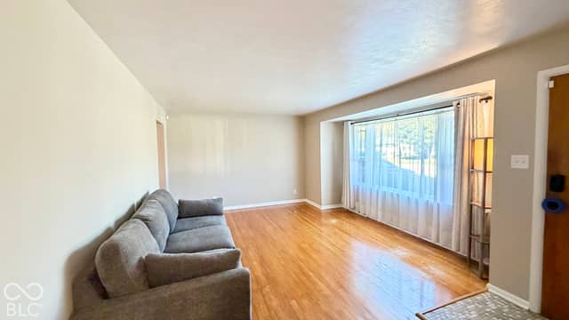 2635 15th Street, Columbus, IN 47201, photo 3 of 30
