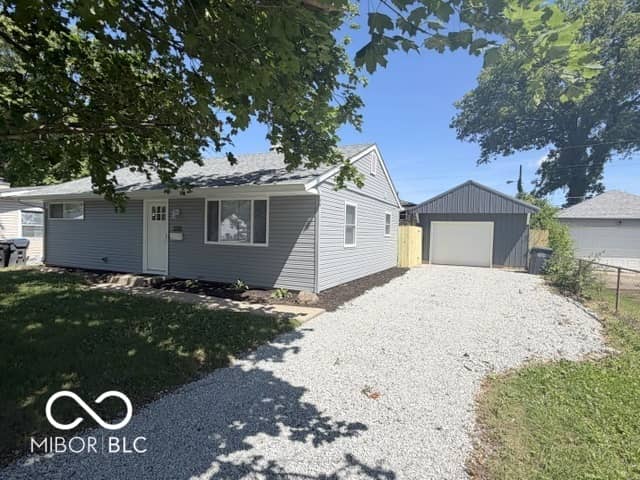 2742 W 18th Street, Anderson, IN 46011, photo 3 of 44