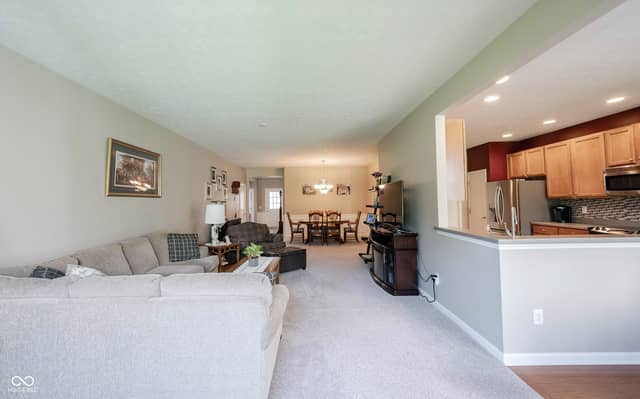 15962 Venito Trail, Fishers, IN 46037, photo 4 of 60