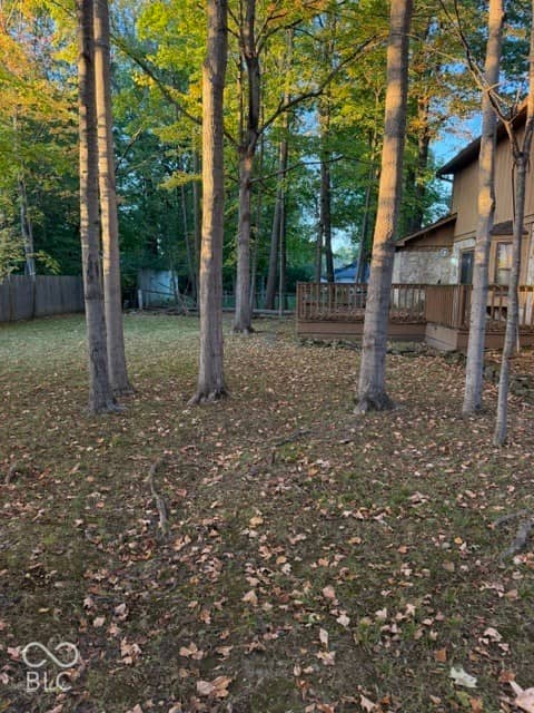 8910 Shagbark Road, Indianapolis, IN 46260, photo 4 of 11