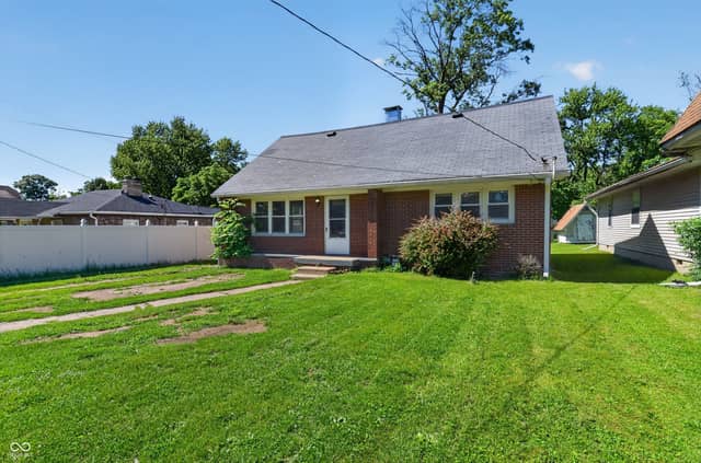 4916 E 39th Street, Indianapolis, IN 46226, photo 5 of 37