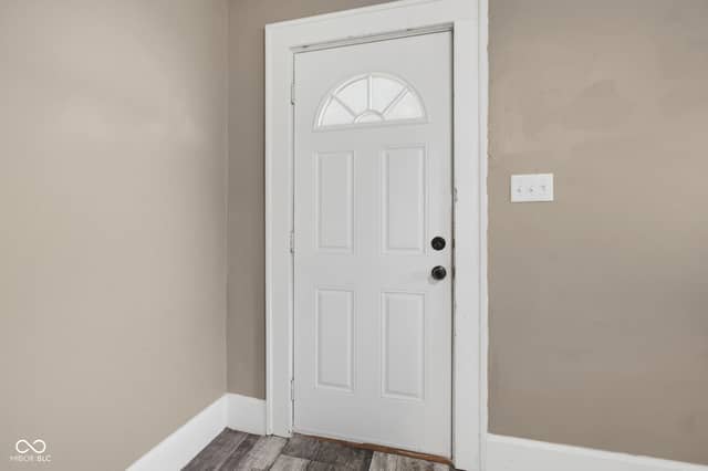2509 Lincoln Street, Anderson, IN 46016, photo 5 of 33
