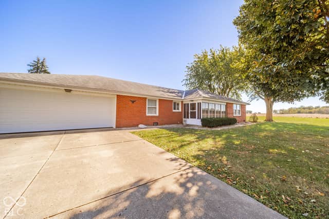 8300 S Asbury Lane, Daleville, IN 47334, photo 3 of 25