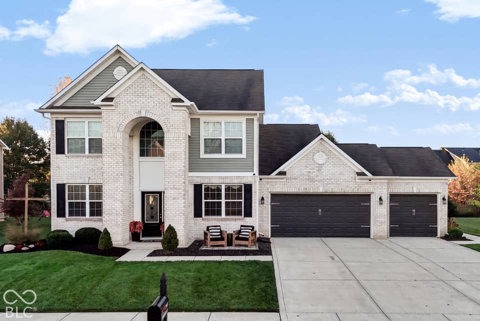 5807 W Commonview Drive, McCordsville, IN 46055, photo 1 of 103
