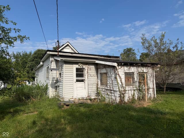 522 U Street, Bedford, IN 47421, photo 2 of 9