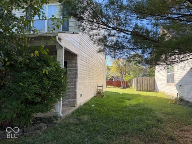1822 Brook Crossing Way, Indianapolis, IN 46229, photo 3 of 4