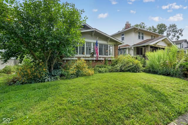 49 N Kenmore Road, Indianapolis, IN 46219, photo 3 of 32