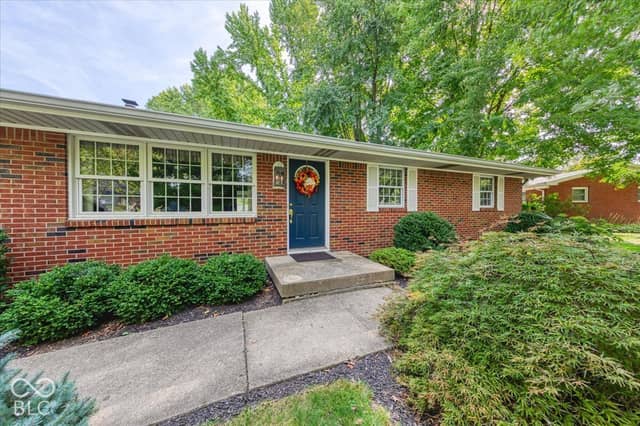 8305 Union Street, Indianapolis, IN 46227, photo 4 of 49