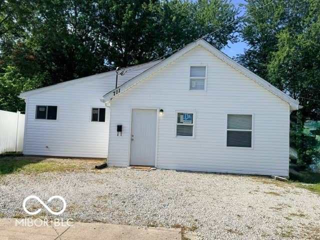 711 W Jackson Street, Seymour