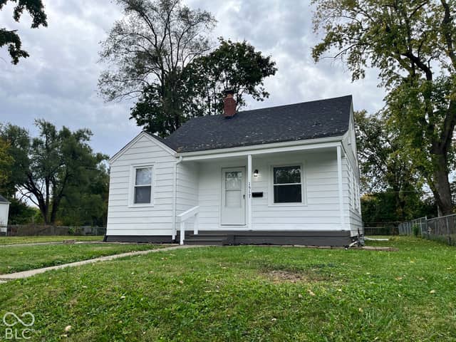 1517 W 11th Street, Anderson, IN 46016, photo 2 of 32