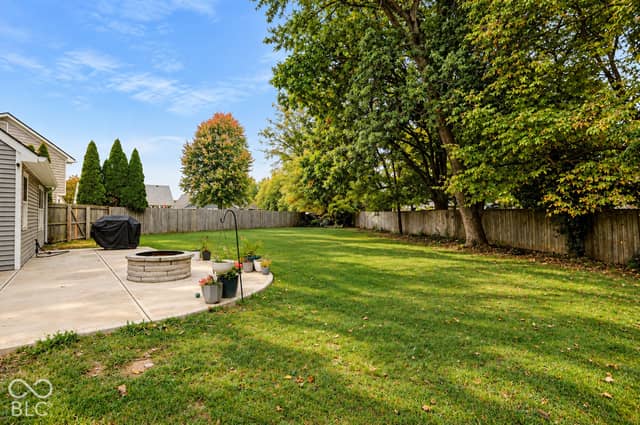 8584 Woodstone Court, Indianapolis, IN 46256, photo 5 of 27