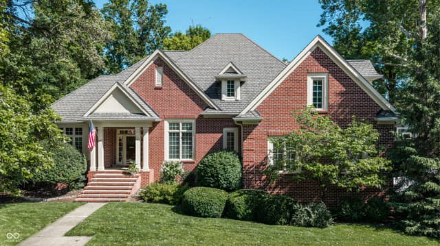 4328 Heyward Lane, Indianapolis, IN 46250, photo 3 of 95