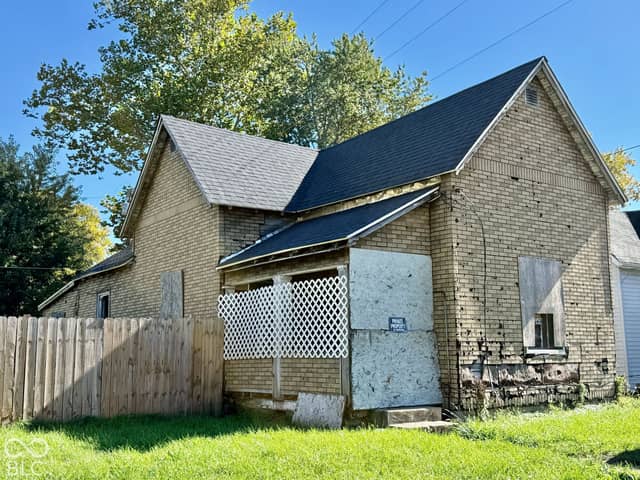 1538 Walnut Street, Anderson, IN 46016, photo 2 of 4