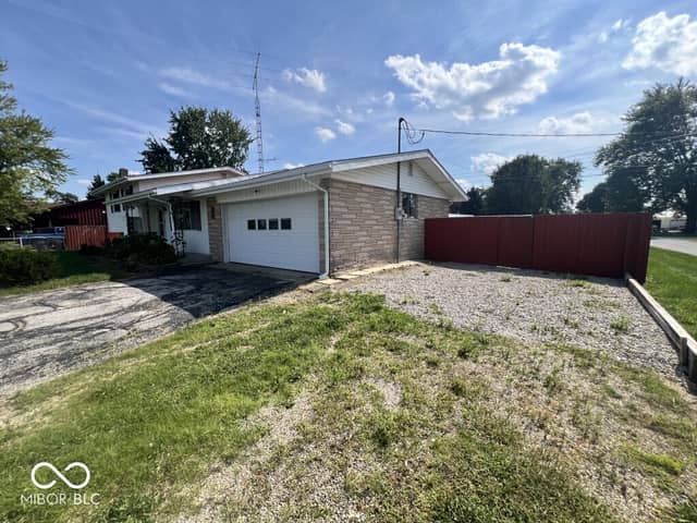 645 E Us Highway 52, Rushville, IN 46173, photo 4 of 20