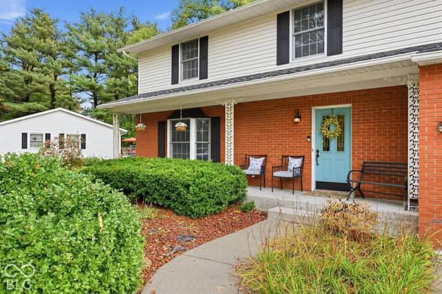 52092 W Winding Waters Lane N, Elkhart, IN 46514, photo 2 of 28