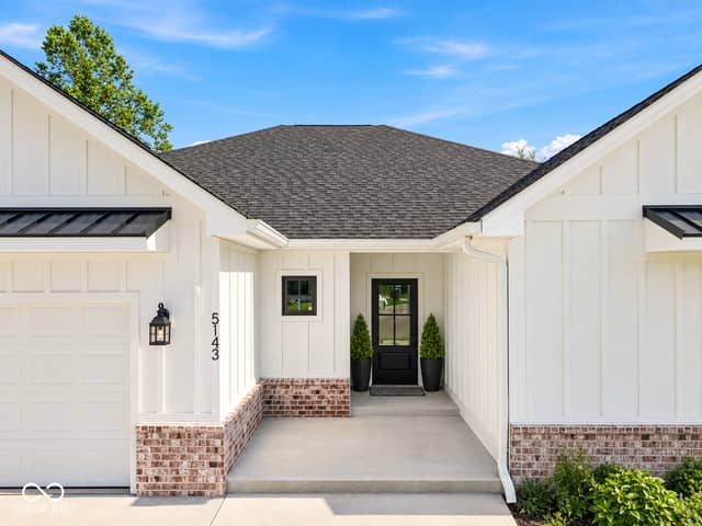 5143 Oak Ridge Place, Columbus, IN 47201, photo 4 of 51
