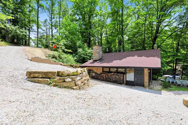 7310 Salmon Drive, Nineveh, IN 46164, photo 4 of 74