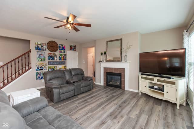 1637 Kilkenny Drive, Avon, IN 46123, photo 4 of 35