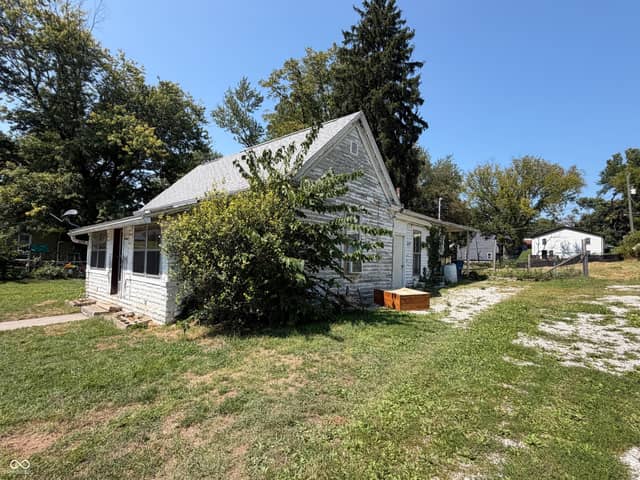 419 18th Street, Bedford, IN 47421, photo 3 of 5