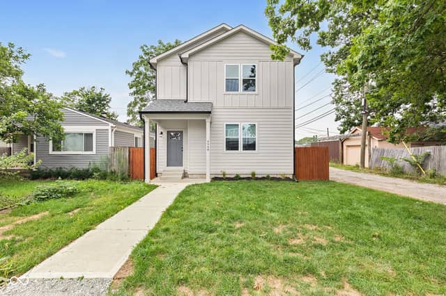 4548 Caroline Street, Indianapolis, IN 46205, photo 3 of 50