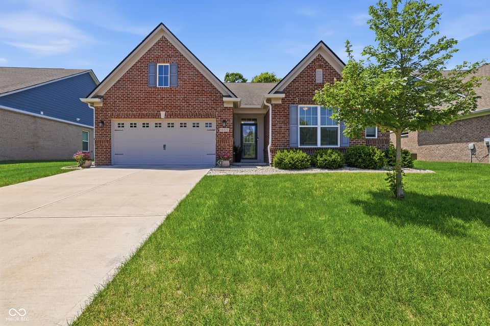 16333 Sedalia Drive, Fishers, IN 46040, photo 1 of 38