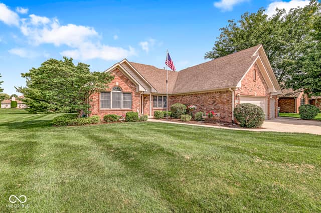 6298 Canak Drive, Avon, IN 46123, photo 4 of 42