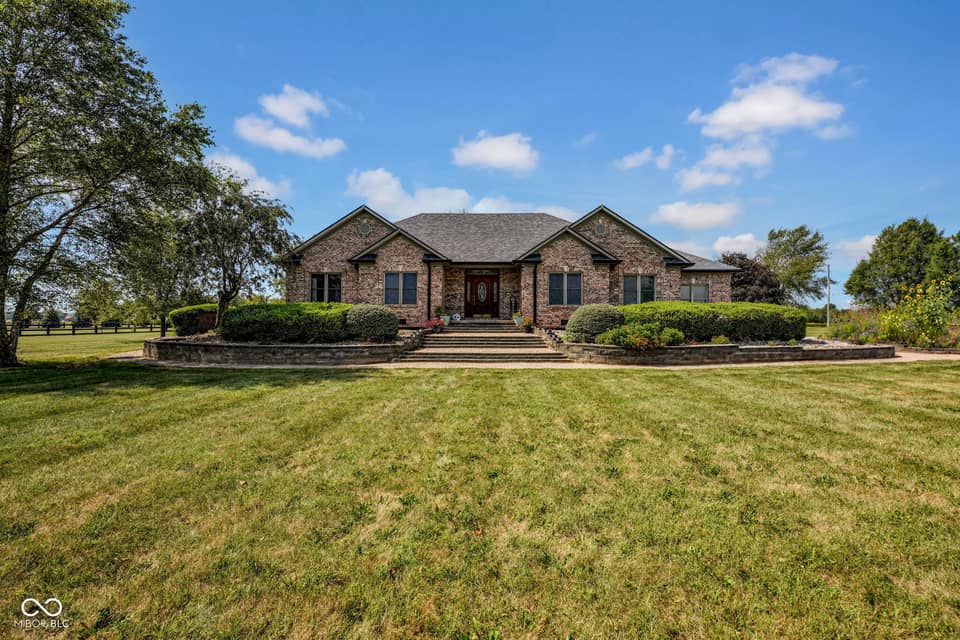 3141 N 425 W, Fairland