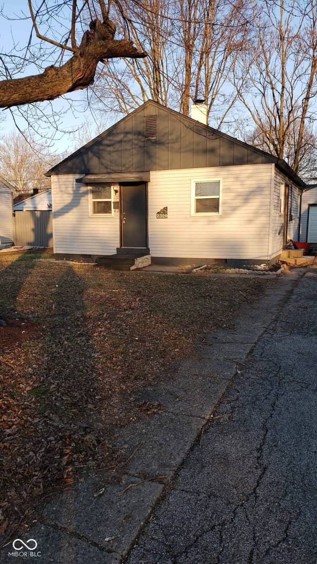 2329 N Moreland Avenue, Indianapolis, IN 46222, photo 2 of 11