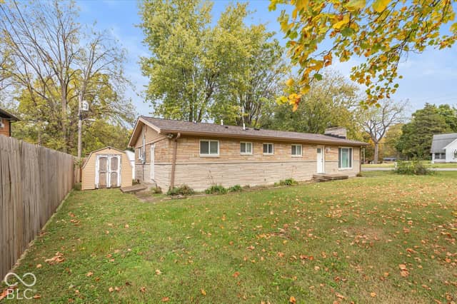 1108 N Ridgeview Drive, Indianapolis, IN 46219, photo 2 of 29
