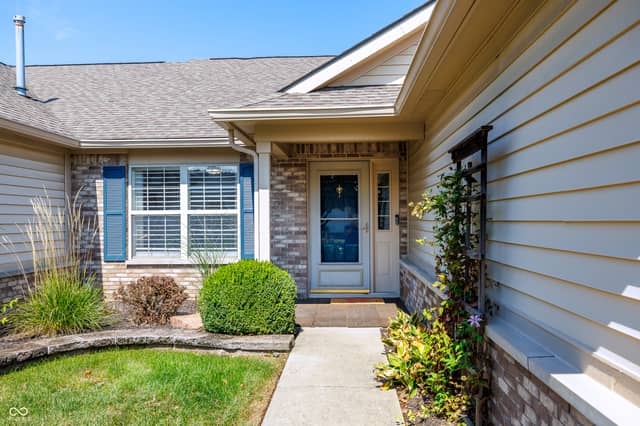 1126 Nanwich Court, Indianapolis, IN 46217, photo 5 of 63