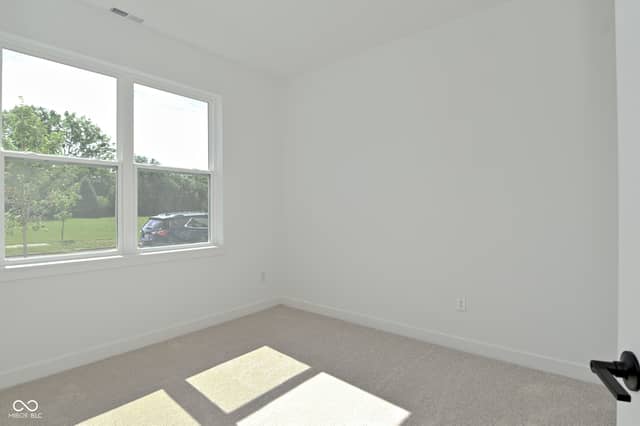 2448 Winthrop Avenue, Indianapolis, IN 46205, photo 4 of 25