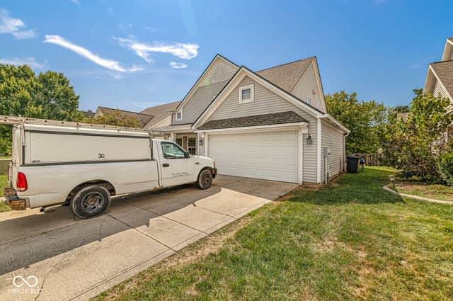 6320 Twin Creeks Drive, Indianapolis, IN 46268, photo 5 of 34