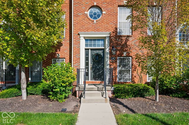 447 Autumn Drive, Carmel, IN 46032, photo 4 of 36