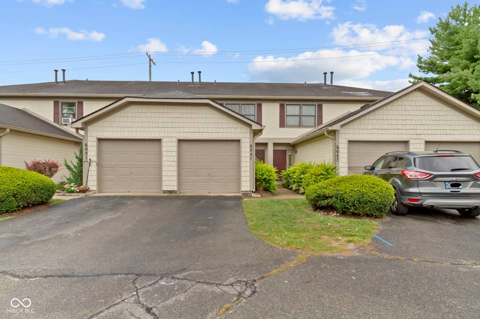 6047 Southbay Drive, Indianapolis