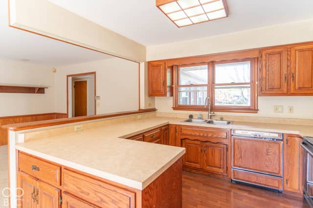 523 N Bauman, Indianapolis, IN 46214, photo 2 of 30