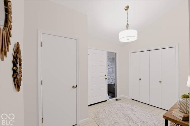 4657 Aldersgate Drive, Carmel, IN 46033, photo 5 of 42