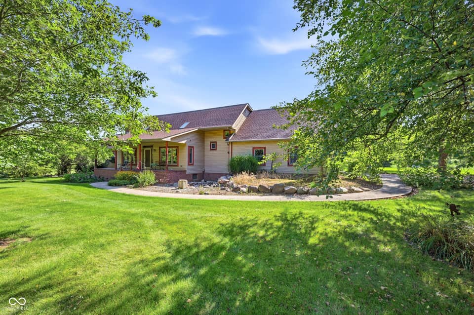 7480 S 250 E, Markleville