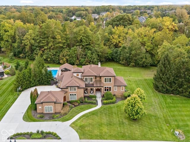 11624 Willow Springs Drive, Zionsville, IN 46077, photo 3 of 120