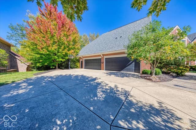 13855 Coldwater Drive, Carmel, IN 46032, photo 4 of 109
